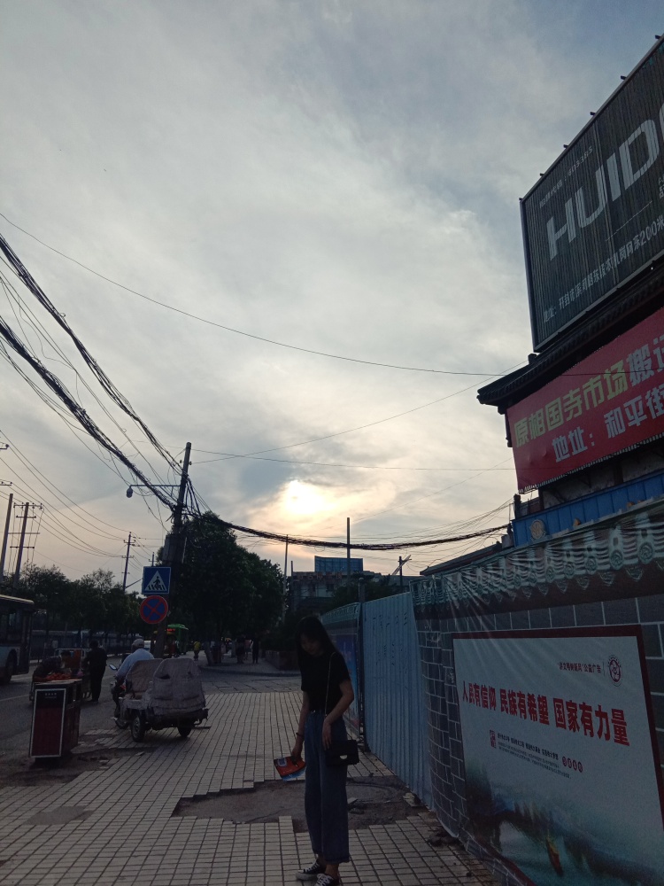 讨喜_-河南省·洛阳市·汝阳县-快手 抖音-会p图 出图快 爱好摄影摄像
新人求带