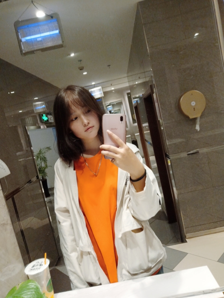 笑·-宁夏回族自治区·银川市·西夏区-朋友圈-爱自拍会修图 做网拍 饰品衣服等都可以价格商量