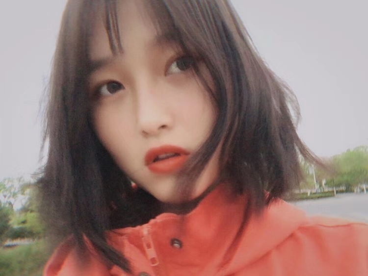 笑·-宁夏回族自治区·银川市·西夏区-朋友圈-爱自拍会修图 做网拍 饰品衣服等都可以价格商量