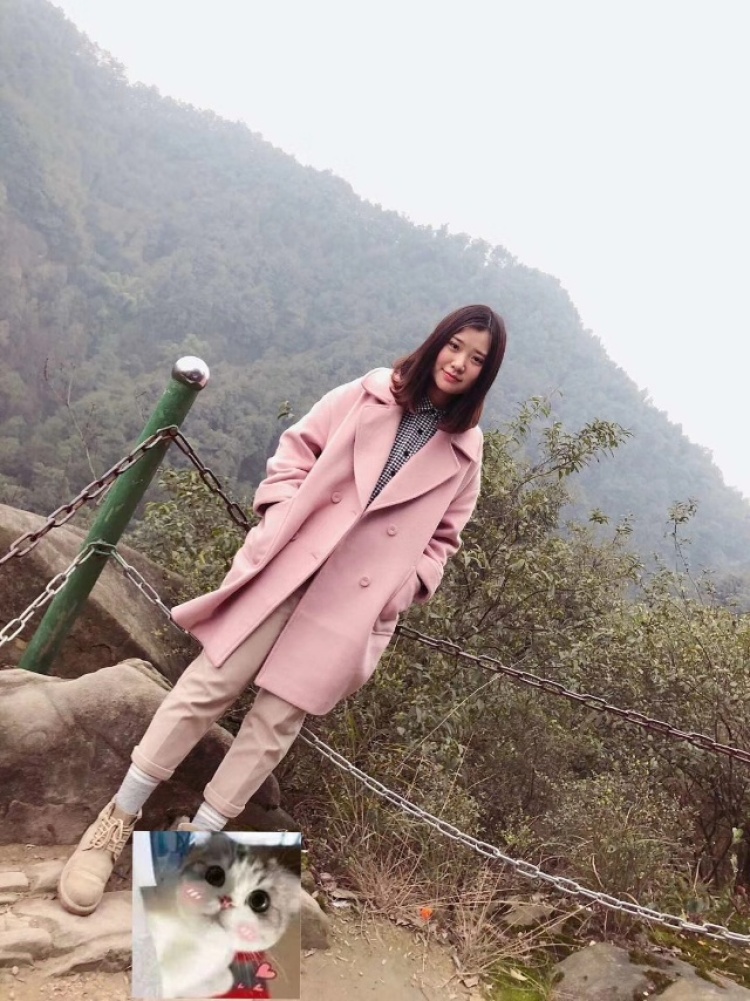 蜜桃酱-重庆市·重庆市·铜梁区-微博:水蜜桃小少女-身高168 体重52 接寄拍 网拍哦~