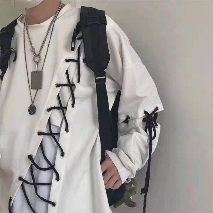 阿.-辽宁省·锦州市·古塔区-抖音-主要接网拍男装 配饰 挎包 鞋子等 出图快   可以接详情  风格多 不露脸谢谢  可接全身照  但是需要带帽子😷