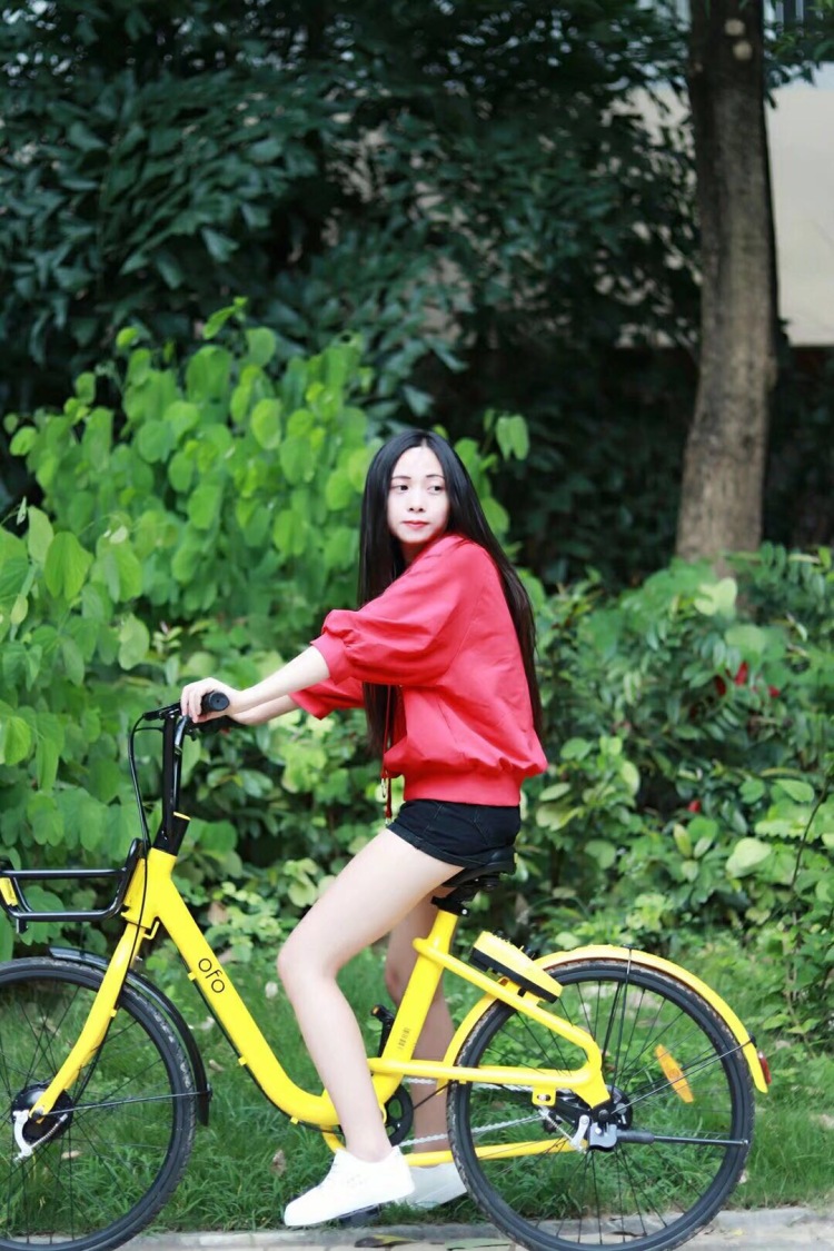 对方正在输入...-广西壮族自治区·柳州市·城中区-抖音，快手，朋友圈-爱拍照，会修图身高 158体重39kg