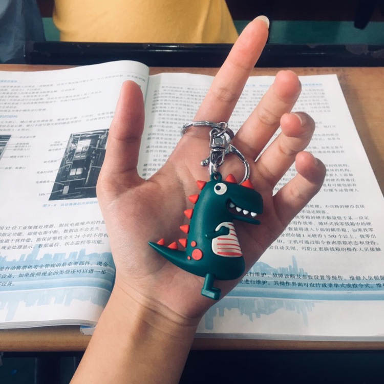 溪溪-安徽省·合肥市·瑶海区--美甲贴的买家秀和小怪兽买家秀