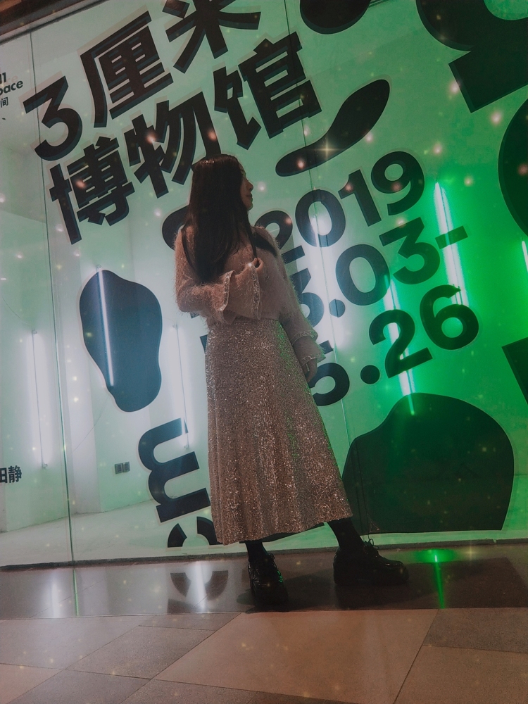 细腻模样᯲ᵀᴰᴰ-辽宁省·沈阳市·于洪区-微博-1•淘气值1172➕淘宝等级四颗黄钻,接买家秀网拍,详情拍摄,视频拍摄产品试用报告,时间充足,不拖照 可接寄拍送拍
2•擅长化妆造型,服饰搭配