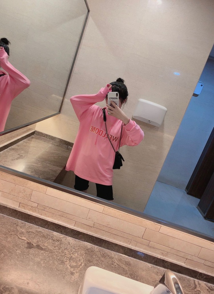 Zz-)༦🧸ིིྀ༧-河南省·郑州市·二七区-抖音 知乎 微博-爱拍照 爱搭配 喜欢研究美衣 可接