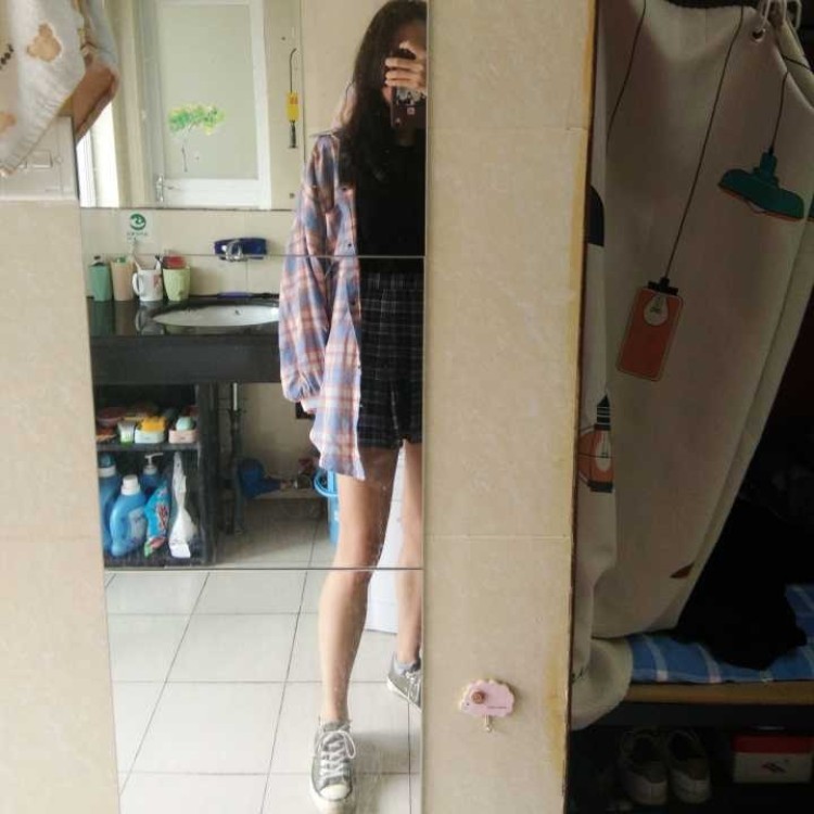 小陈小陈满目星辰-浙江省·杭州市·江干区--喜欢拍照的女孩