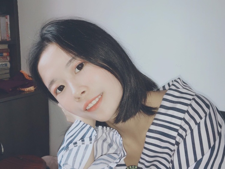 春醒-陕西省·安康市·汉滨区-朋友圈抖音***微博-新手入网拍，风格多变，会穿搭、审美好、拍照技术佳……