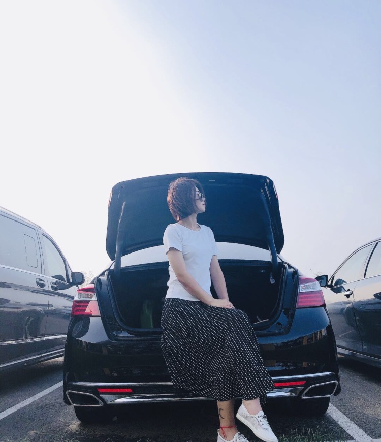 月牙妹妹-辽宁省·锦州市·太和区-抖音，快手，朋友圈-新人入网拍，可驾驭各种风格，会拍照会修图。