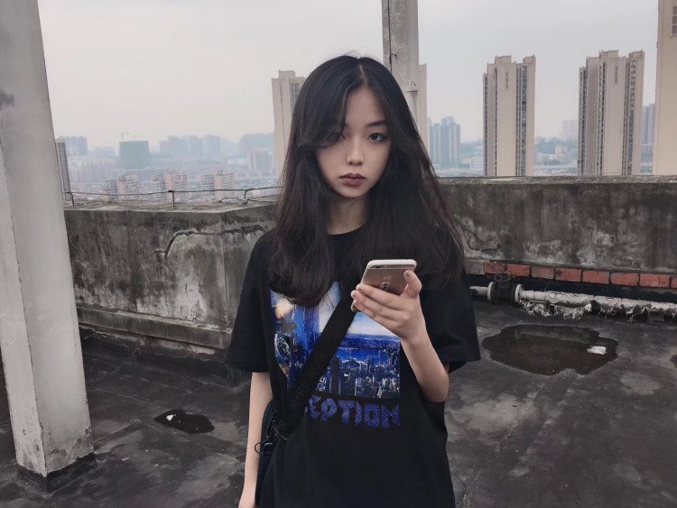 Acur--湖南省·长沙市·长沙县-微博 朋友圈-接各种寄拍 会p图出图快 各种风格都可驾驭!