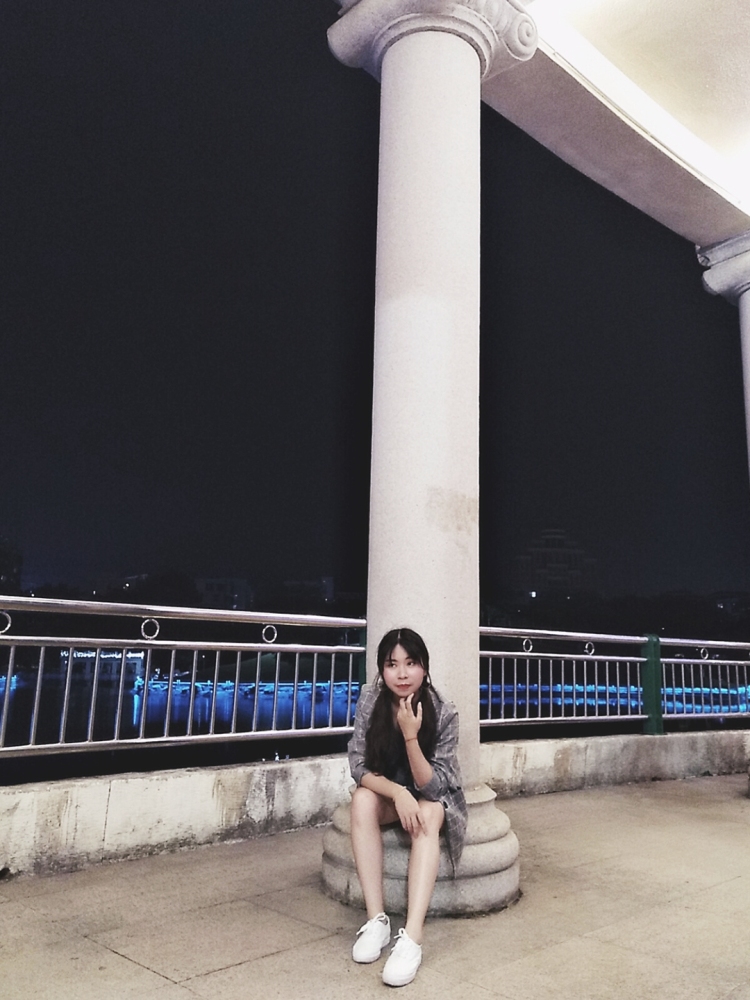 C.M.-广东省·佛山市·高明区-朋友圈,知乎,微博-喜欢拍照,会修图,可以露脸哦,各种风格都喜欢都可以,有耐心负责任,欢迎长期合作哦