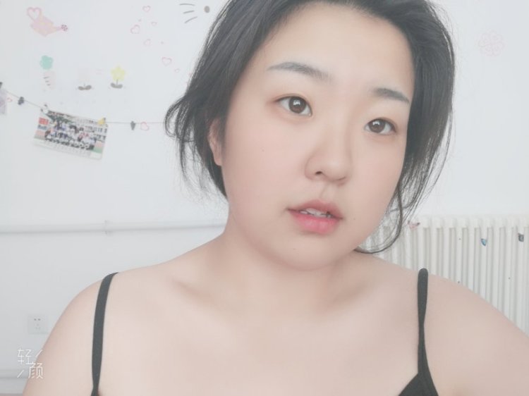 Amanda-山东省·青岛市·李沧区-抖音-做大码女装。身高163 体重140 希望做寄拍 。