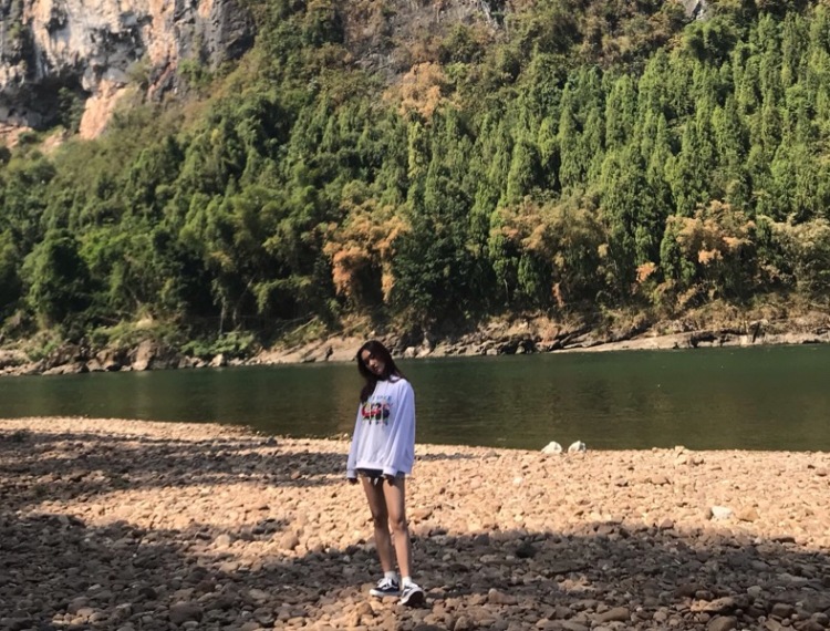 VVicki💗-广东省·深圳市·宝安区-微博-可接多种风格网拍,会摄影,修图出图
身高161