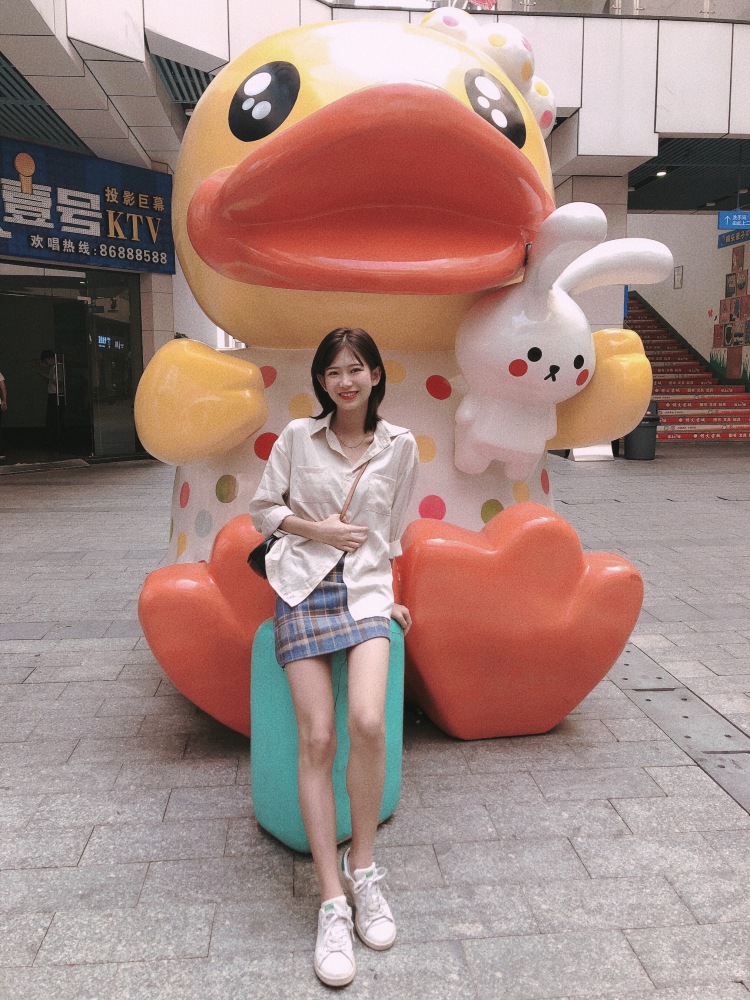 雅信子-广东省·广州市·天河区-朋友圈 ***-可寄拍 网拍 买家秀 合适的可以长期合作 可甜美可酷