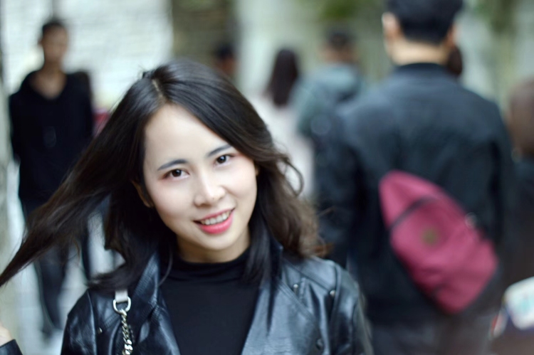 Dante、-贵州省·安顺市·西秀区--爱拍照,未接过单,有合适私聊,图片全部为自拍,自修。