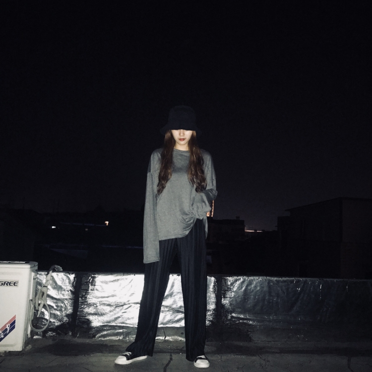张张-河南省·郑州市·新郑市-朋友圈-能驾驭各种风格,身高163 体重97,会P图。爱拍照