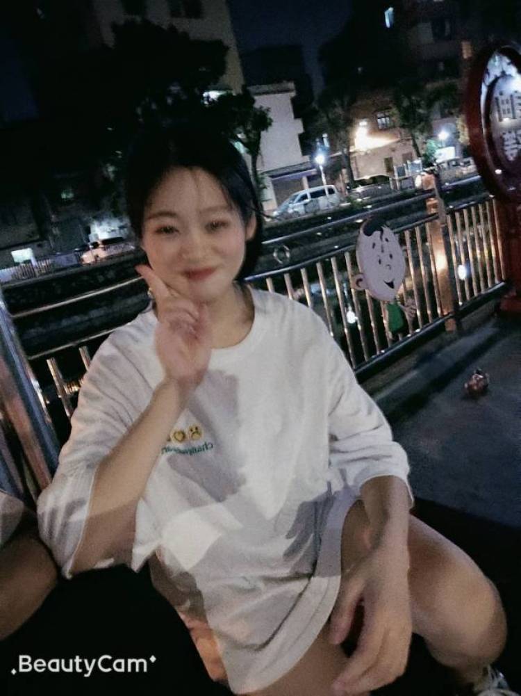 初见。-广东省·广州市·花都区-抖音,***,朋友圈-爱拍照,会修图,可接一些关于宝宝类的产品,出图快🤗