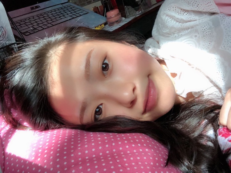思敏呀💖-四川省·成都市·金牛区-抖音-护士小姐姐一枚   爱好自拍