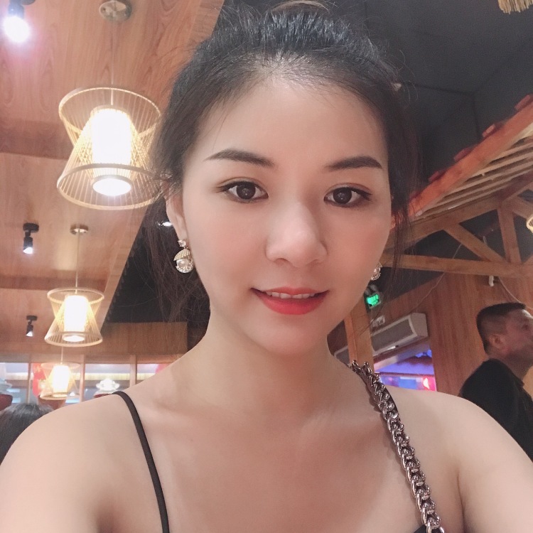 哆哆-广东省·广州市·天河区--彩妆，护肤品，包包，鞋子，服装都可以拍