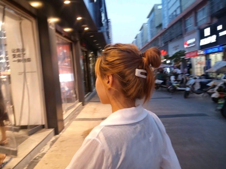 °〰°-安徽省·阜阳市·临泉县-抖音-彩妆,护肤,饰品,服饰穿搭,买家秀