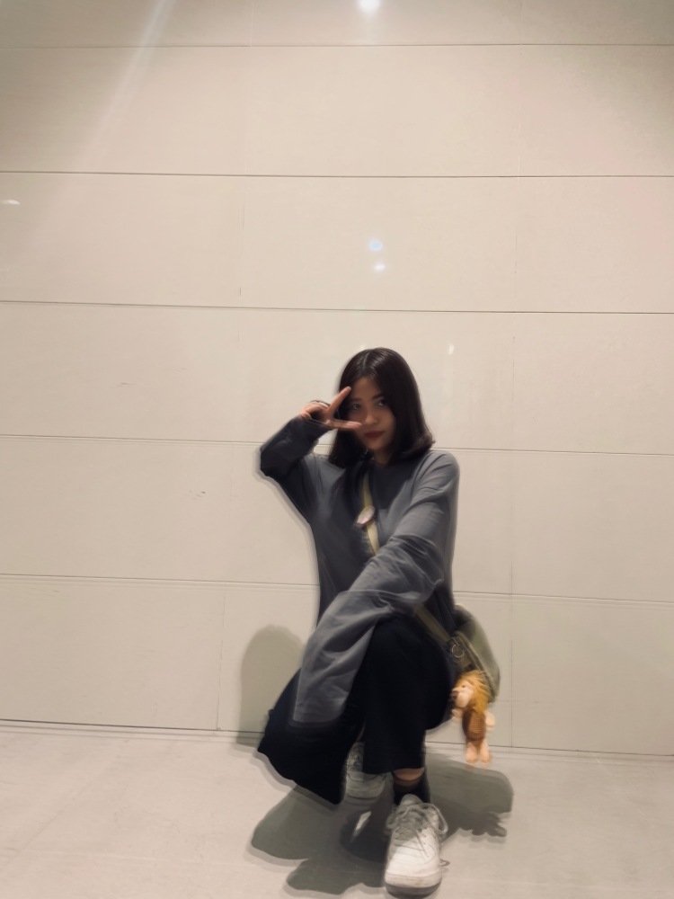 小蘑菇咔咔咔-广东省·江门市·新会区-抖音 微博-会拍照 会ps 风格多变 身高158 体重88