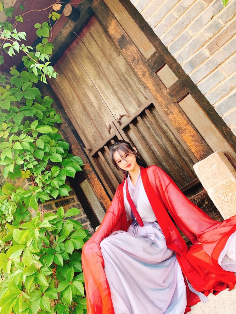-Annie Liang-北京市·北京市·朝阳区-抖音,***,知乎-想做模特有意向可以联系我