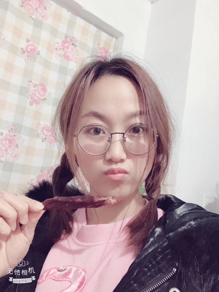 😘格格-上海市·上海市·浦东新区-抖音号8884574-抖音粉丝1万多,点赞量109万,可甜可盐,可拍照表演唱歌讲课广告