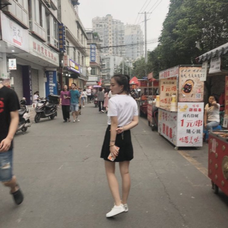 迷-四川省·成都市·温江区-朋友圈,抖音-一名在校大学生,热爱拍照,风格变换多样,会p图
接网拍,寄拍