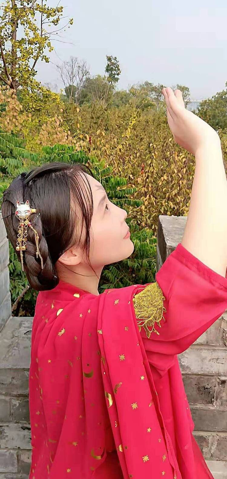 狐仙卿卿-湖南省·湘潭市·雨湖区-朋友圈,微博,抖音-喜欢拍照,会P图,接寄拍、买家秀等