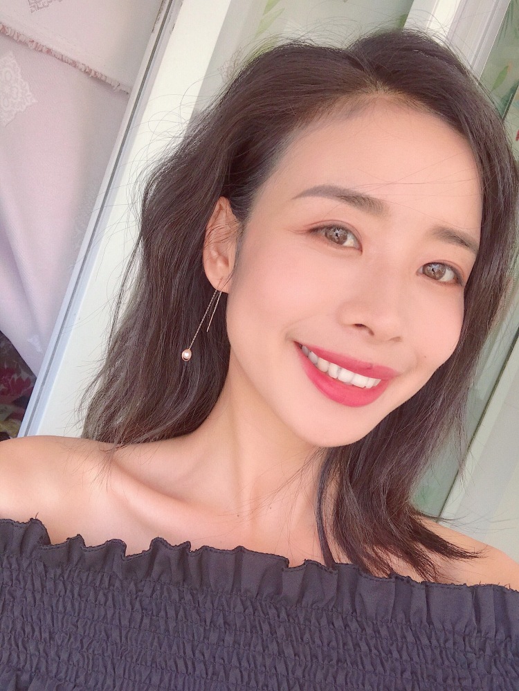 阿莲-福建省·厦门市·湖里区--分享一组对镜拍图👀