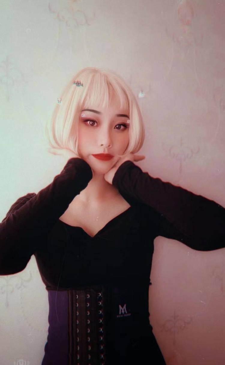 李肉肉💋-内蒙古自治区·鄂尔多斯市·东胜区-朋友圈-会化妆会P图 正在做美妆方面
身高168 体重115 S型身材
性格好 有耐心
期待一份长期合作的工作