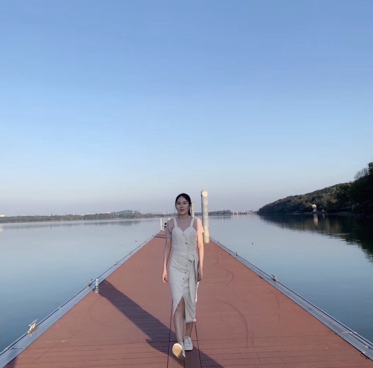 🍓。脾气超好-湖北省·武汉市·江夏区-微博、抖音、知乎、百-本人是处女座一枚,无论对待自己的工作或者网拍,都抱着负责任的态度…擅长小清新、学院、知性、淑女、休闲等风格…各位商家一定要找我体验您们的产品哦,谢谢!