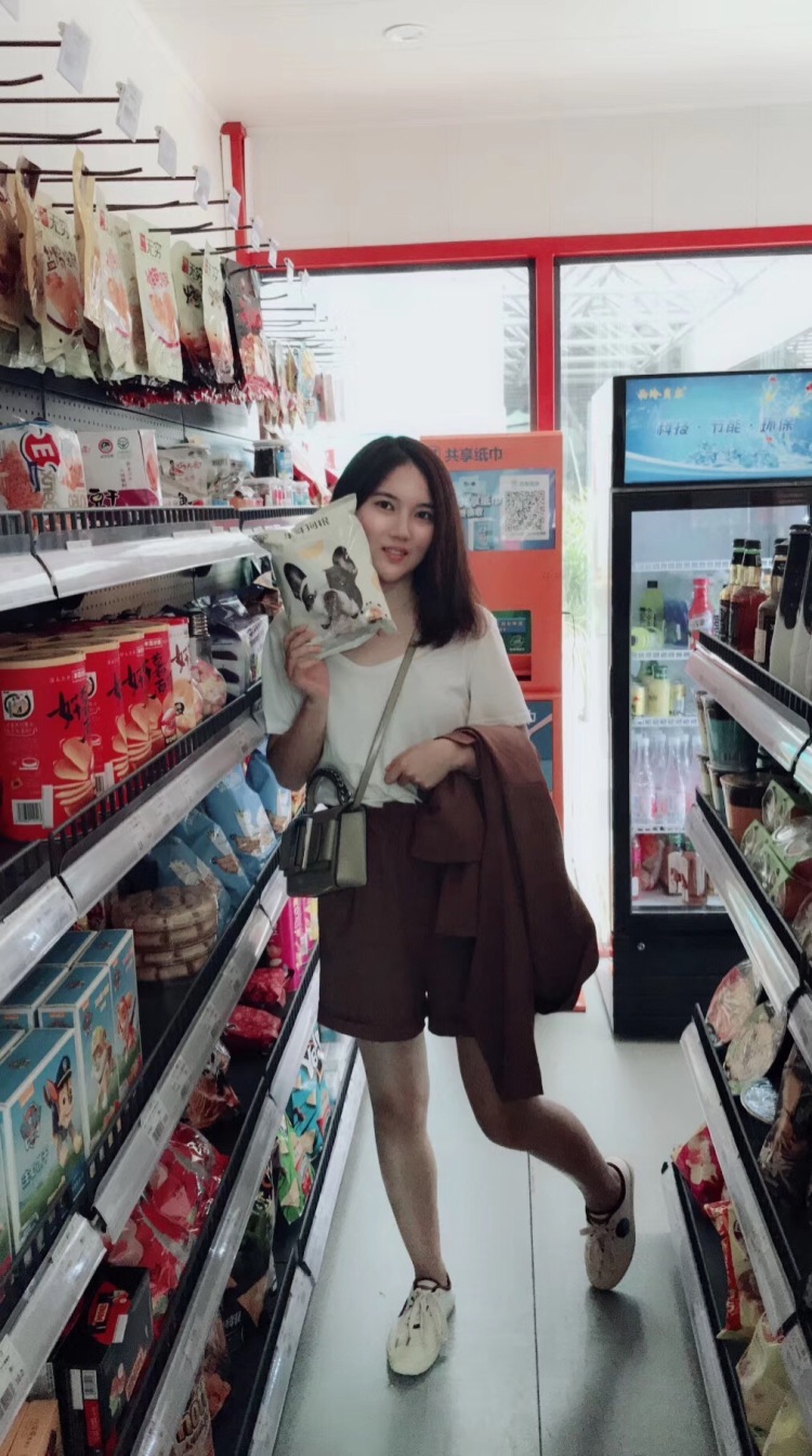 🍓。脾气超好-湖北省·武汉市·江夏区-微博、抖音、知乎、百-本人是处女座一枚,无论对待自己的工作或者网拍,都抱着负责任的态度…擅长小清新、学院、知性、淑女、休闲等风格…各位商家一定要找我体验您们的产品哦,谢谢!