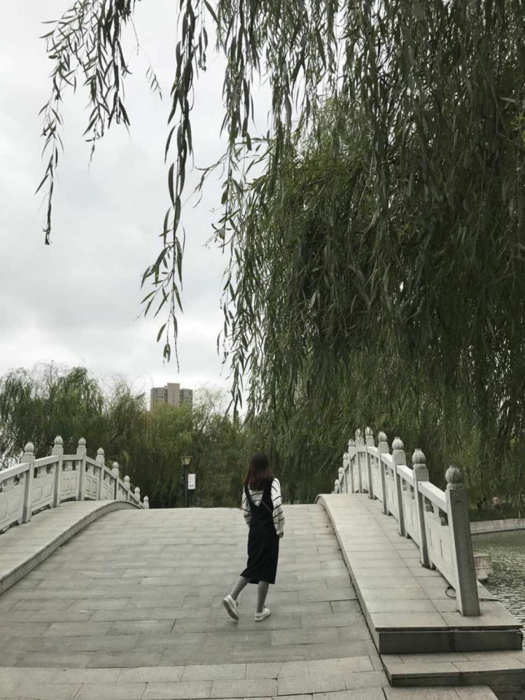 🍓。脾气超好-湖北省·武汉市·江夏区-微博、抖音、知乎、百-本人是处女座一枚,无论对待自己的工作或者网拍,都抱着负责任的态度…擅长小清新、学院、知性、淑女、休闲等风格…各位商家一定要找我体验您们的产品哦,谢谢!