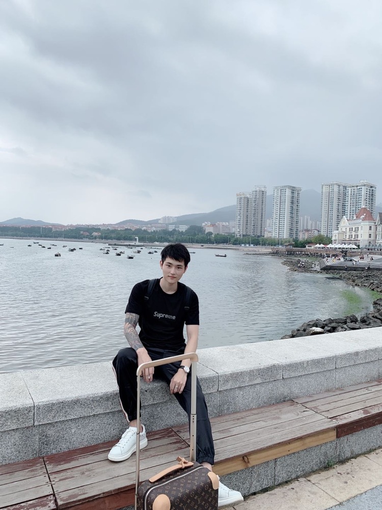 追光者-广东省·深圳市·南山区--接网拍 男装 鞋子 眼睛