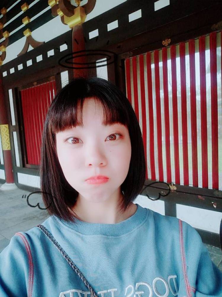 大脸妹-湖北省·襄阳市·宜城市-抖音,***,微博-擅长拍照,化妆,有较多的空闲时间,接模特网拍,买家秀,寄拍