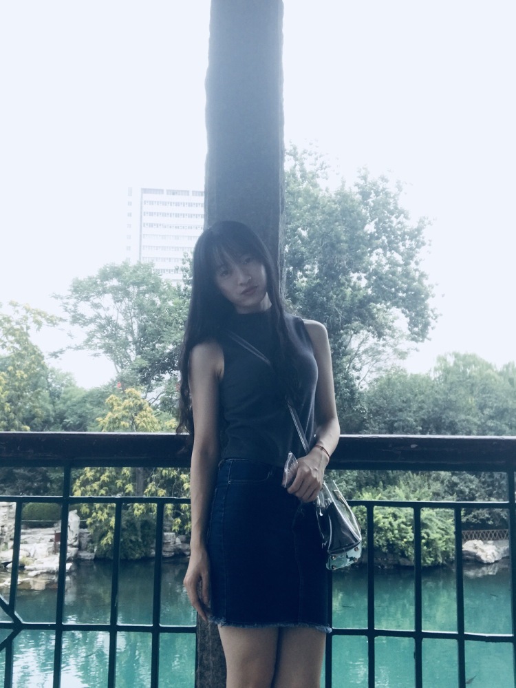 JIA-重庆市·重庆市·巴南区-抖音火山、微博朋友圈-朋友都说我拍照会抓感觉，驾驭各种风格，想利用一下自己的优点，网拍、寄拍、买家秀都可以，抖音火山126微博55