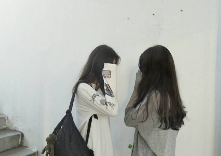 悸动.-广东省·揭阳市·榕城区-快手-接寄拍,会化妆会p图,穿搭