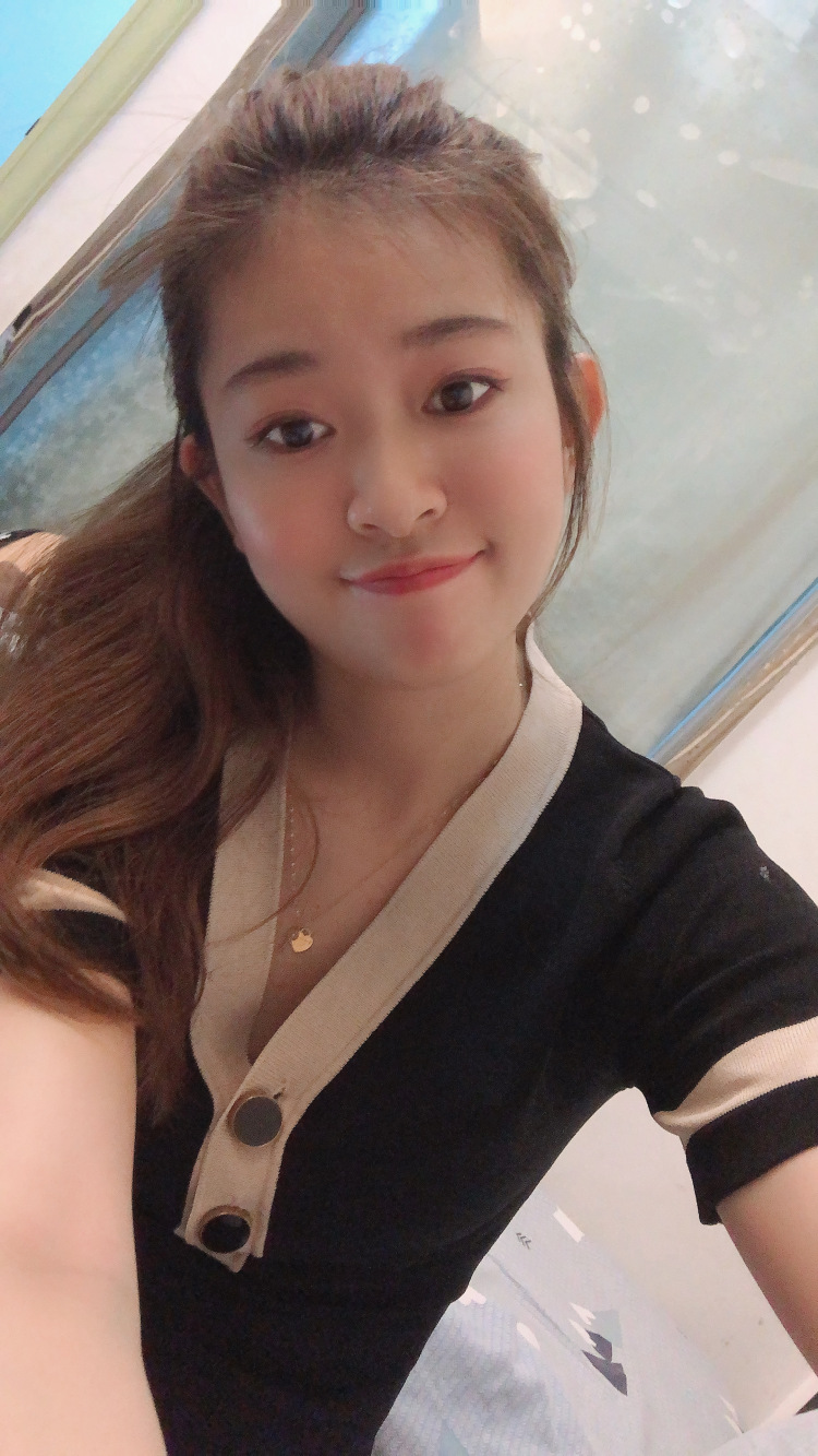 刘歪歪-广东省·中山市·东升镇--新人一枚,有正当职业,想要找兼职做,可以网拍,寄拍啥的,淘宝模特也ok!身高163体重95