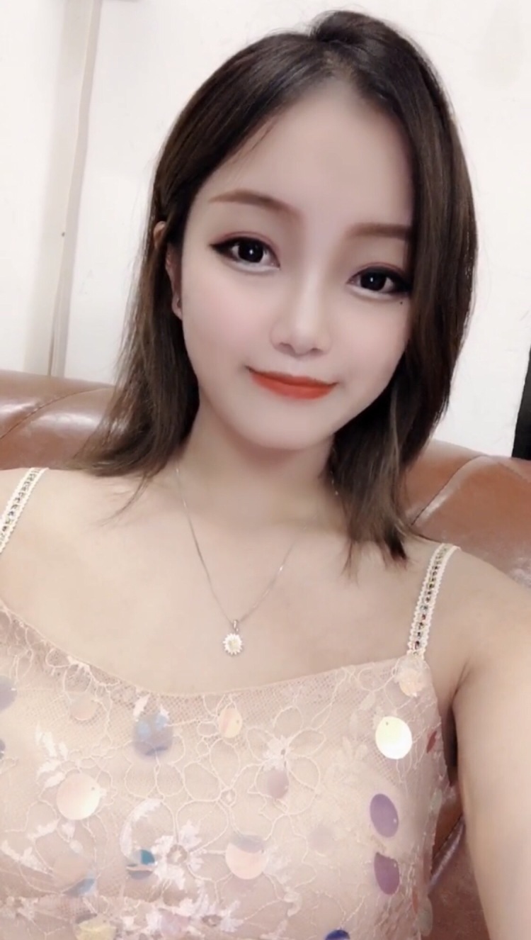小燕-广东省·揭阳市·榕城区-抖音,微博,知乎,-Hello~我是一枚新人☺️
想要找兼职做,可以网拍,寄拍等等,,,,主要还是新手,麻烦大家多多关照~
身高155cm体重40kg