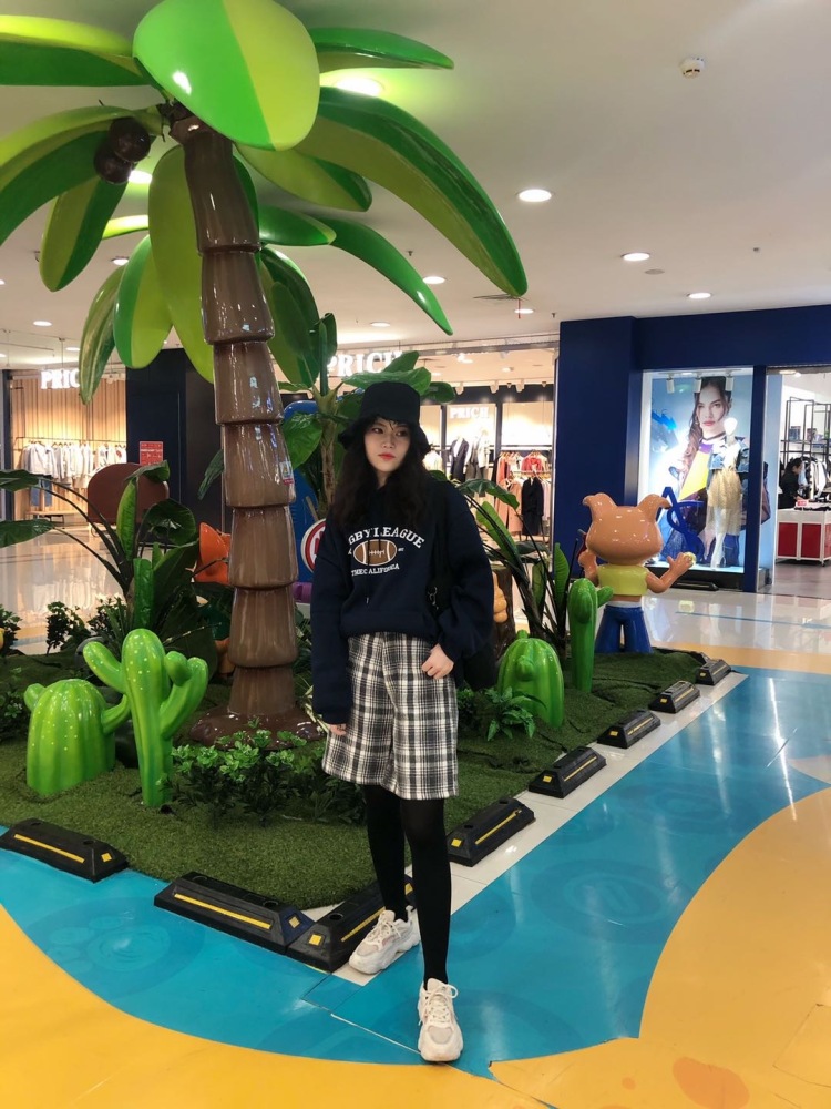 月亮打烊了-重庆市·重庆市·南岸区--买家秀找我出图快可重拍可外景