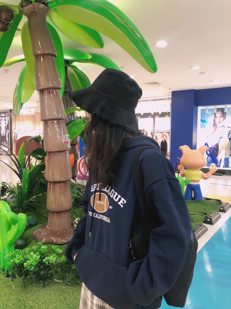月亮打烊了-重庆市·重庆市·南岸区--买家秀找我出图快可重拍可外景