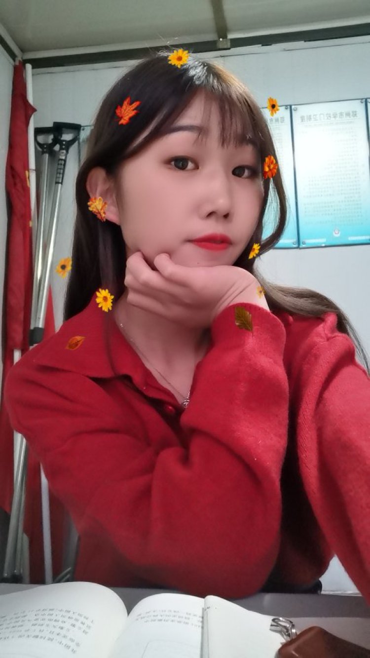 white~白-河南省·郑州市·管城回族区-抖音 ***-平时想做一个兼职,网拍
本人167 98
下面是平时照的照片和写真