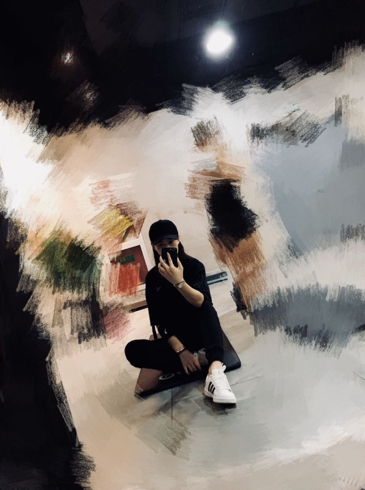 小阿臻💫-江苏省·徐州市·泉山区--可网拍 寄拍 服装 饰品