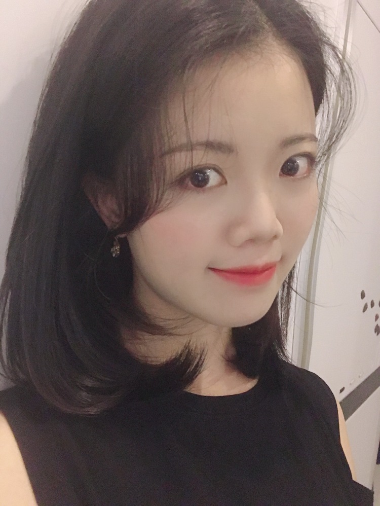 摸依凹-贵州省·铜仁市·玉屏侗族自治县-微博 *** 抖音 -本人身高165体重47Kg,爱好摄影,拍照,拍小视频,空闲时间较多,希望能有一份网拍兼职工作,有意向的可联系我