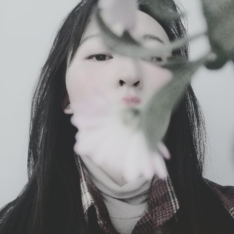 天天-内蒙古自治区·呼伦贝尔市·阿荣旗-朋友圈 抖音-网拍 寄拍 买家秀 评论都可以 服装 零食 美瞳 鞋子包子都👌 只要你觉得我合适的,我来者不拒哦