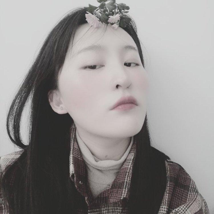 天天-内蒙古自治区·呼伦贝尔市·阿荣旗-朋友圈 抖音-网拍 寄拍 买家秀 评论都可以 服装 零食 美瞳 鞋子包子都👌 只要你觉得我合适的,我来者不拒哦