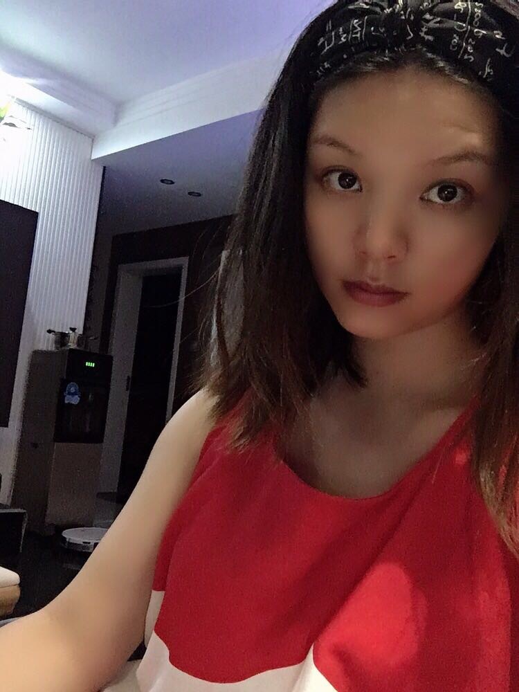园园-河南省·郑州市·新郑市--化妆达人 可接网拍带货 会修图 目前刚刚开始直播
