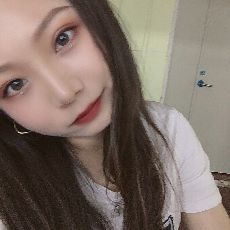 LL-广东省·佛山市·南海区-朋友圈-擅长拍照修图 平面设计专业出身会电脑ps 懂展示产品卖点 文案排版设计 接详情页 高质量出图