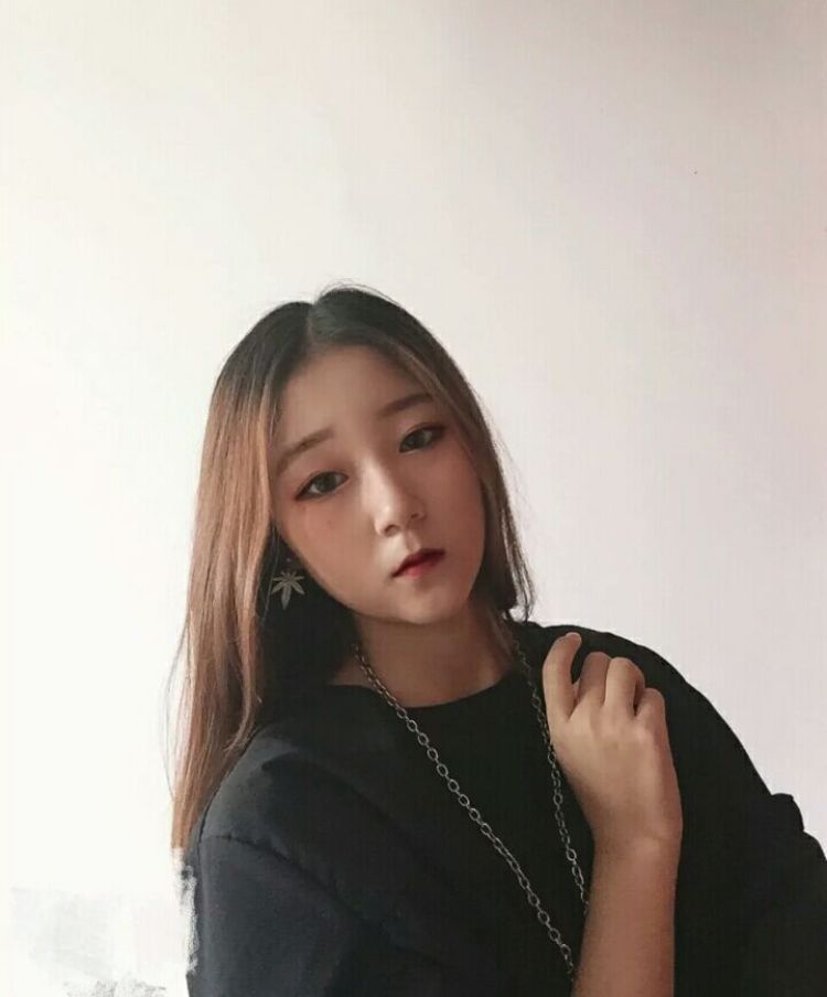 .-江西省·上饶市·弋阳县-快手-接寄拍 网拍 买家秀 模特约拍 其余的都可以,价格可以商议