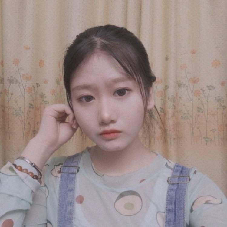 小龚吖🍭-广东省·广州市·白云区-没有-喜欢拍照，比较清新自然复古文雅